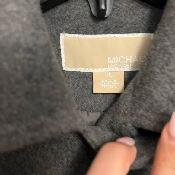 SOLD!! Brand new MICHAEL KORS womens XS Assymetrical Belted Coat - Picture 4 of 10